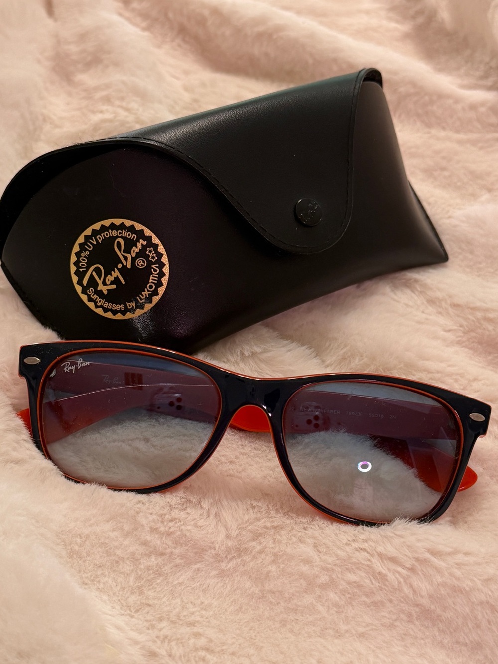 Ray-Ban New Wayfarer Color Mix Sunglasses With Case - Picture 11 of 14
